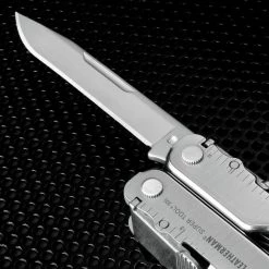 Leatherman Super Tool 300 Multi-Tool Tools / Accessories