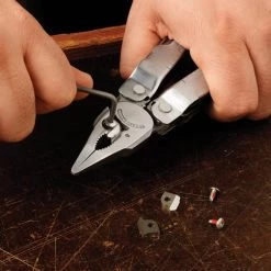 Leatherman Super Tool 300 Multi-Tool Tools / Accessories