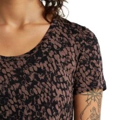 Icebreaker Women's Tech Lite II SS Scoop Forest Shadows