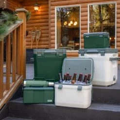 Stanley Adventure Cooler 15L - Polar White Pots, Pans & Kettles