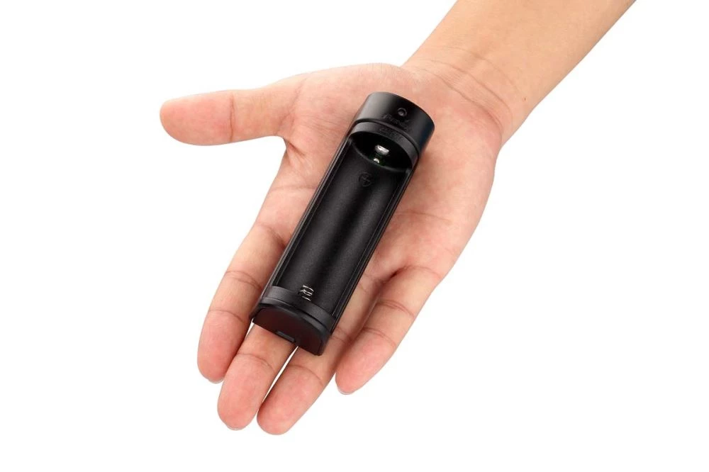 Lighting Fenix Portable ARE-X1 Battery Charger