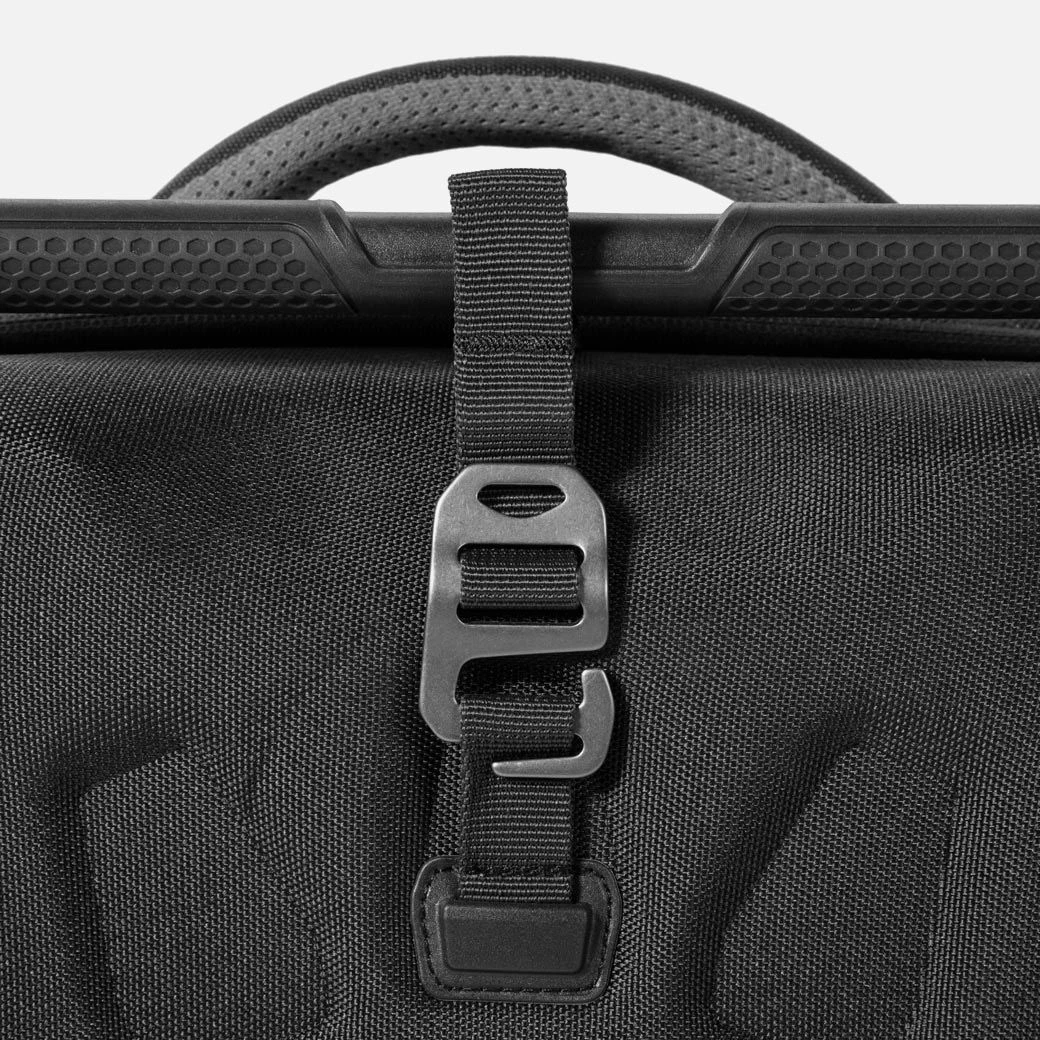 Lowe Alpine GT Roll-On 40+ Travel Bag