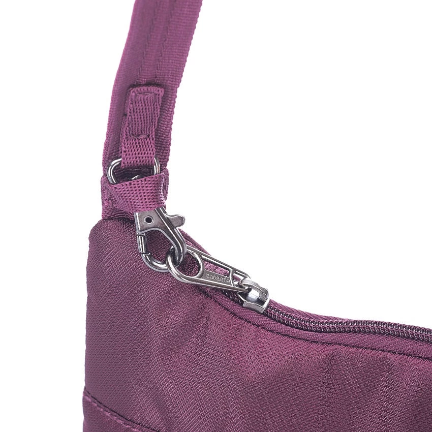 Pacsafe Daysafe Slim Crossbody Bag