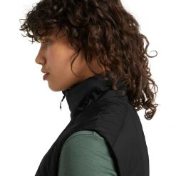 Clothing Icebreaker Women's Helix Vest